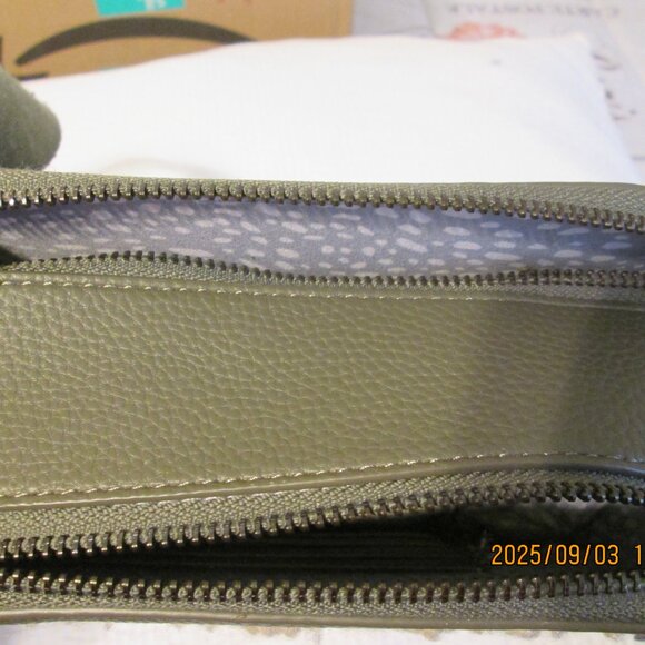 Rachael Zoe Olive Green with Sherpa Crossbody Purse - Picture 2 of 12